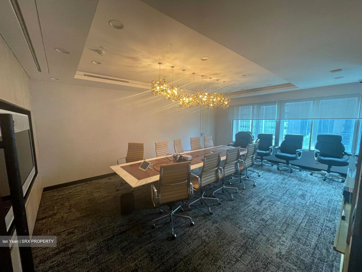The Octagon (D1), Office #611405101